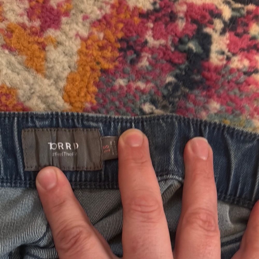 NWT Torrid Blue Jeans with Drawstring Waist 1 Short - Picture 2 of 4